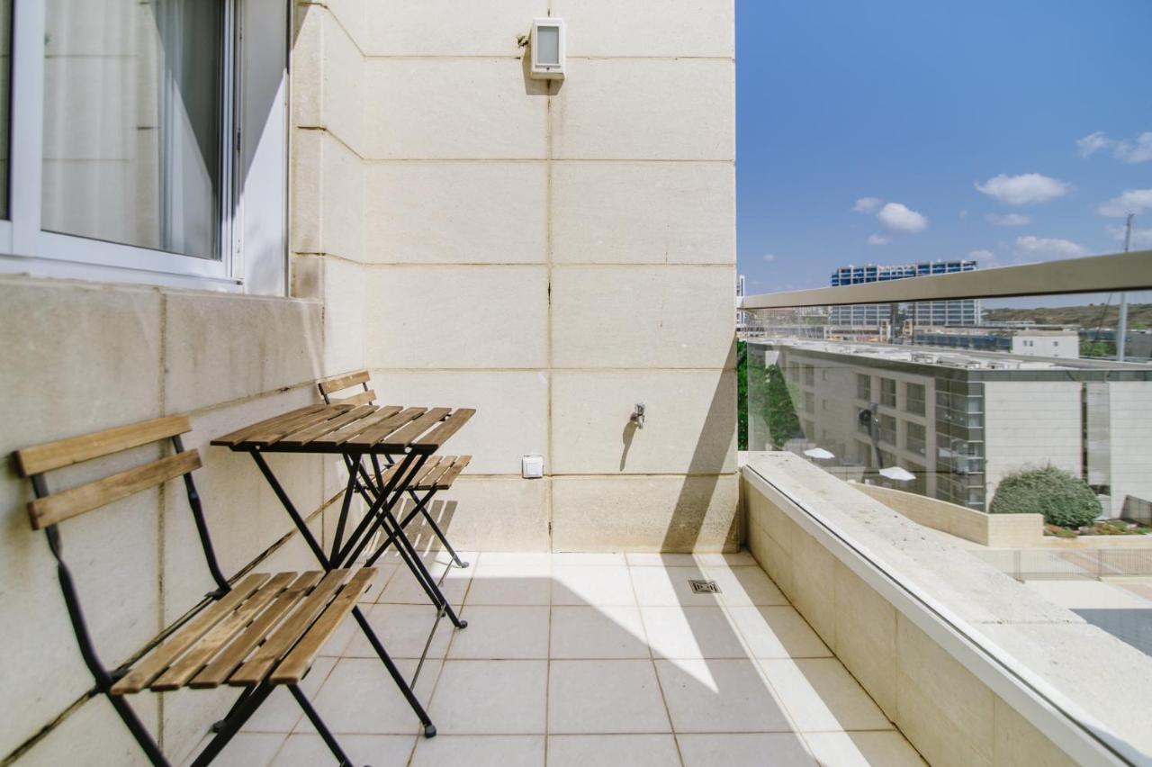 Marina Apartments By Olala Homes Herzelia Exterior foto